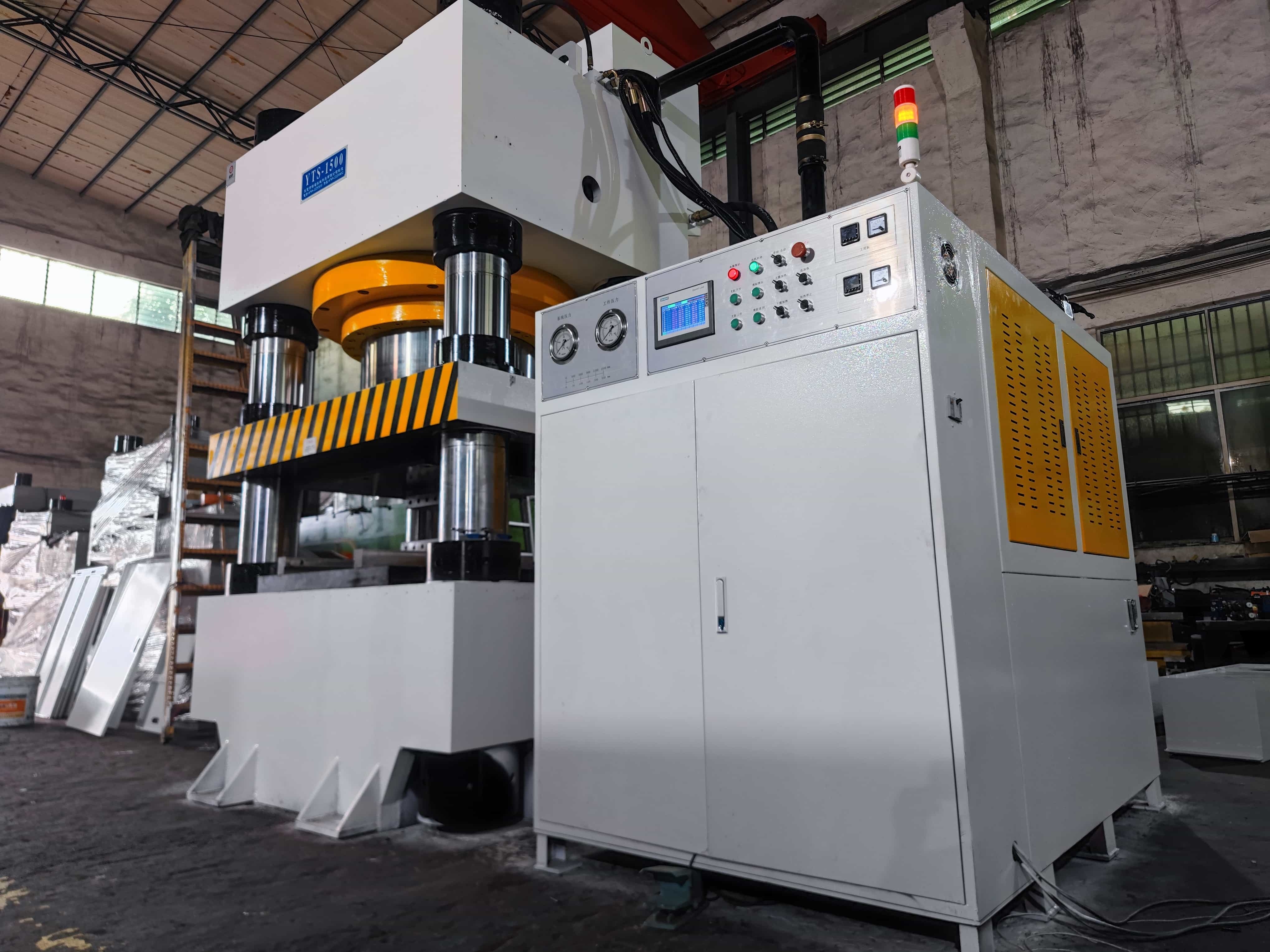<a href='http://www.nanotech210.com/' target='_blank'><u>東莞熱壓機</u></a>技術優(yōu)勢剖析