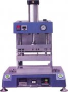 熱壓機(jī)增壓回路